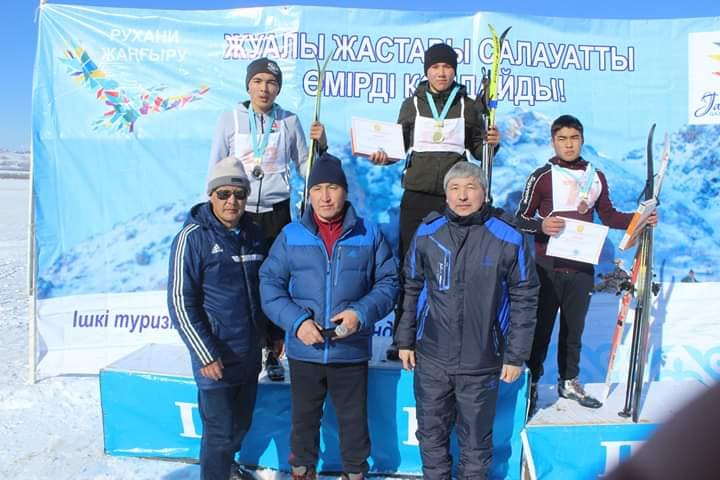 Жуалы жастары салауатты өмірді қолдайды!