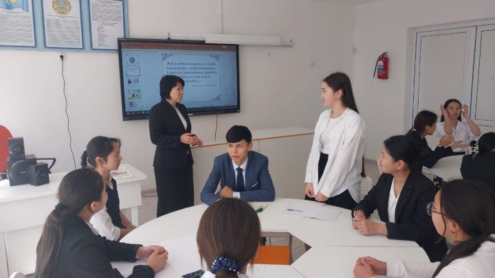 "Қоғамдық келісім бәрінен қымбат" Қазақстан халқы  ассамблеясының мүшелерімен тақырыптық кездесу